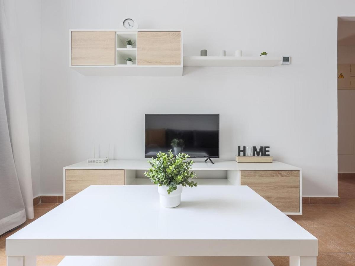 Algaba Pisc Planta Baja D Lägenhet La Algaba Exteriör bild